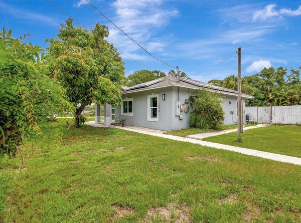 1608 S 27th Street, Fort Pierce, FL 34947