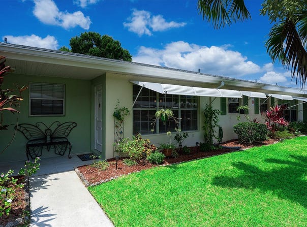 915 Savannas Point Drive, Fort Pierce, FL 34982
