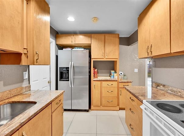 7817 SW 6th Ct, North Lauderdale, FL 33068