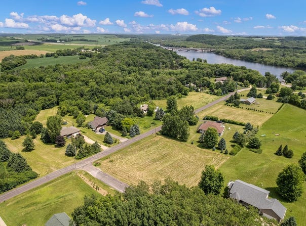 L25 Allan Road, Portage, WI 53901