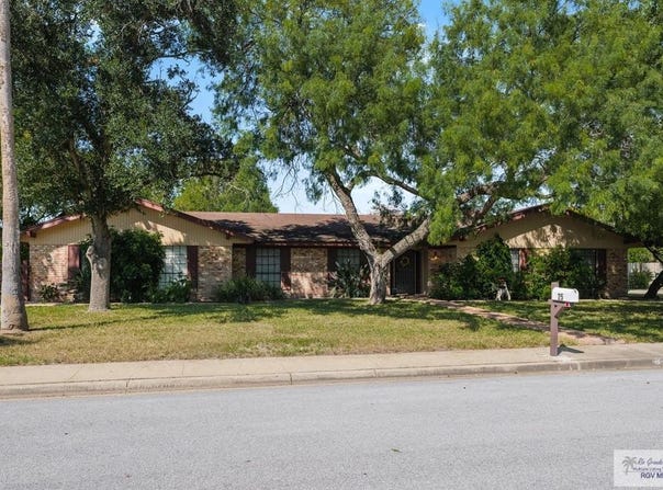 25 THORNHILL TRL., BROWNSVILLE, TX 78521