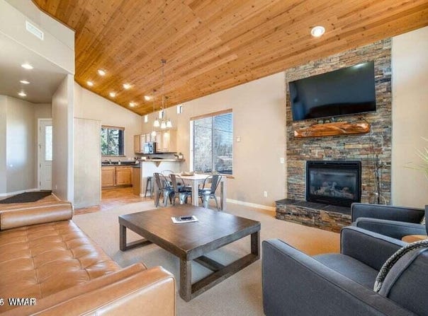 1400 W Navajo Lane, Lakeside, AZ 85929