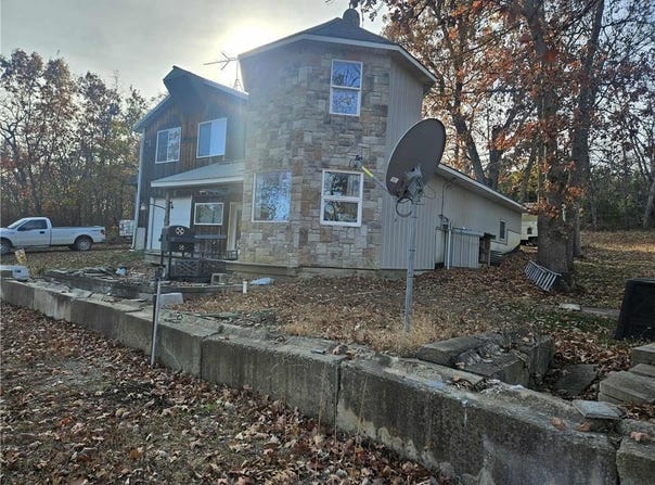 83 Ash Drive, Mapleton, KS 66754