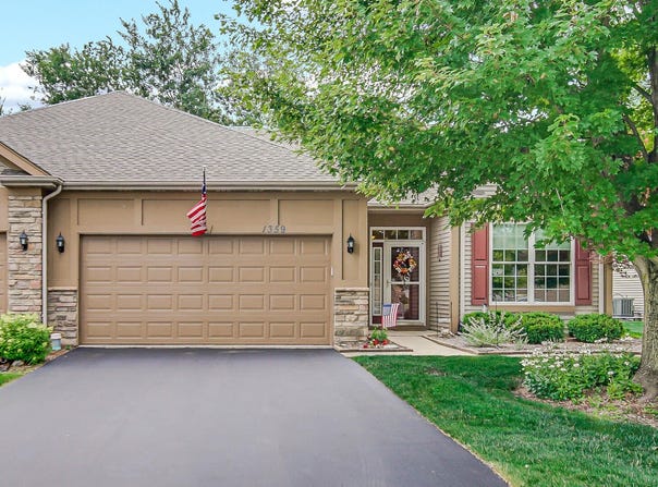 1359 Charlevoix Way, Schererville, IN 46375