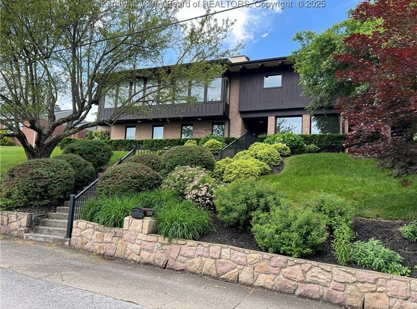 207 McKinley Avenue, Charleston, WV 25314