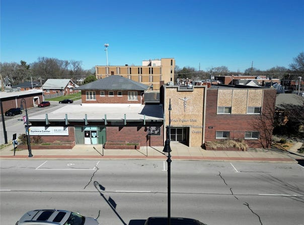 415 W Main Street, Collinsville, IL 62234