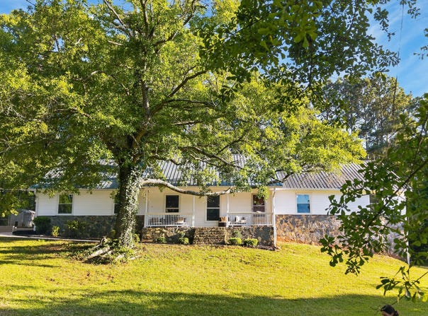 662 Highway 18 W, Barnesville, GA 30204