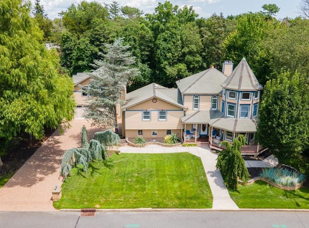 110 E Patcong Avenue, Linwood, NJ 08221