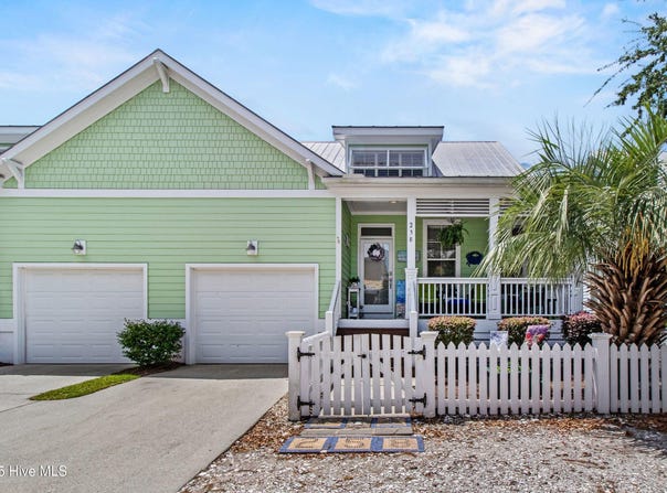 258 Silver Sloop Way, Carolina Beach, NC 28428
