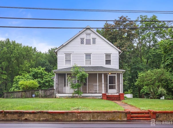 323 Buckelew Avenue, Monroe, NJ 08831