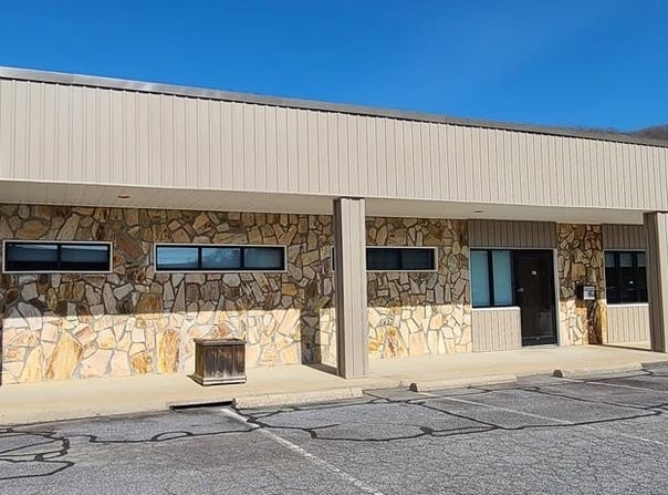 74 Eastgate Road, Sylva, NC 28779