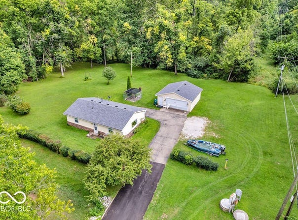 639 E Main Street, Danville, IN 46122