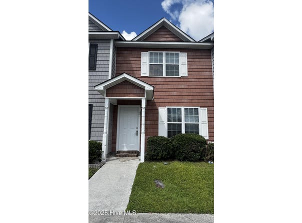 27 Doris Avenue E, Jacksonville, NC 28540