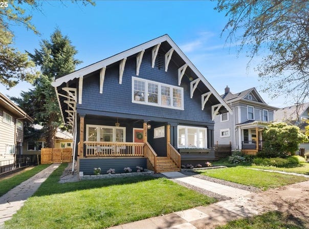 2524 NE HALSEY ST, Portland, OR 97232