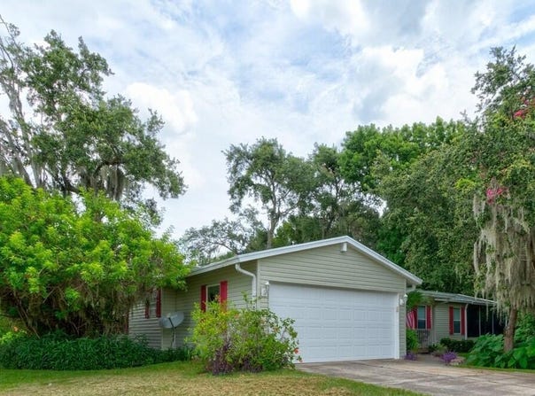 387 Marsh Landing Loop, Oak Hill, FL 32759