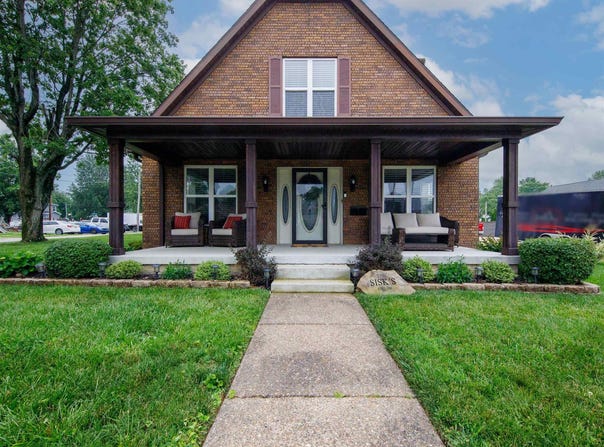 409 E STRAIN Street, Fort Branch, IN 47648