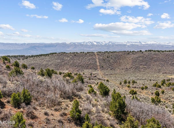46997 W Thunder Ridge Road, Fruitland, UT 84027