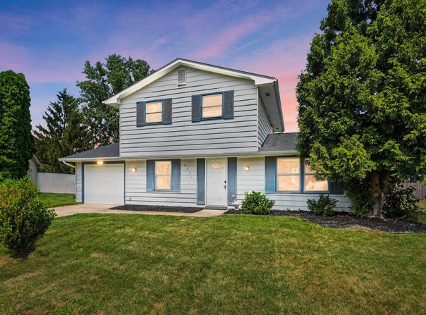8427 Harwick Court, Fort Wayne, IN 46815-8001