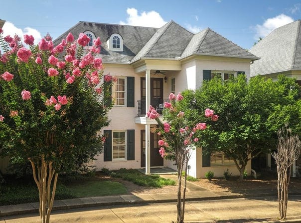 417 St. Remy, Oxford, MS 38655