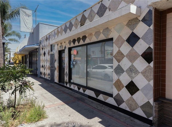 2172 Pacific, Long Beach, CA 90806