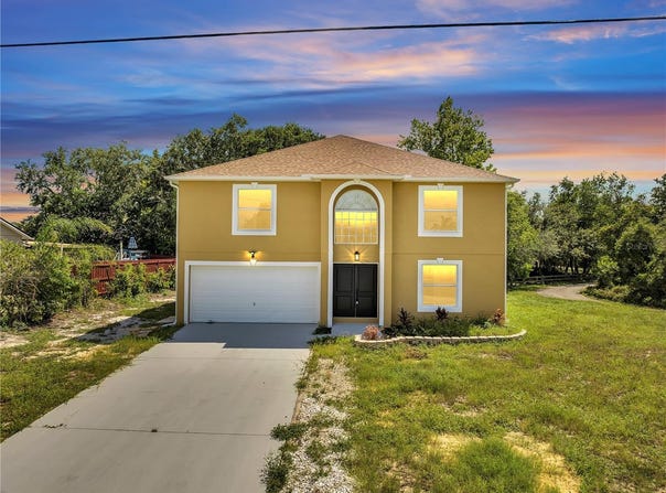 2004 Prescott Boulevard, Deltona, FL 32738
