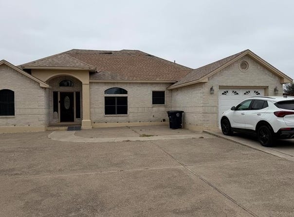 2646 Arrow Point, Eagle Pass, TX 78852