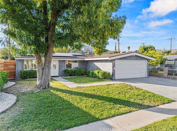 27847 Walnut Springs Avenue, Canyon Country, CA 91351