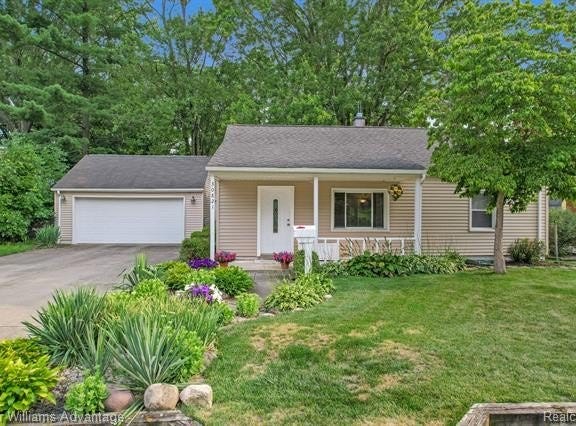30821 Bock Street, Garden City, MI 48135