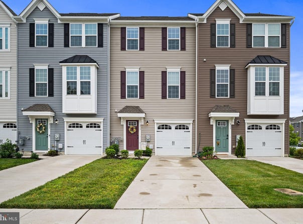 213 DALTON, WOOLWICH TWP, NJ 08085
