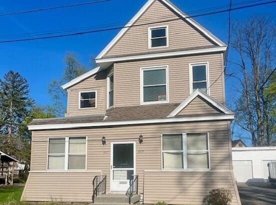425 Cora Street, Schenectady, NY 12306