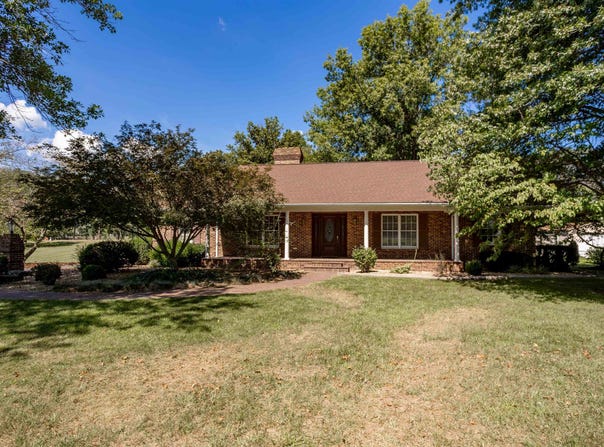 4828 LAWYER RD, MCGAHEYSVILLE, VA 22840