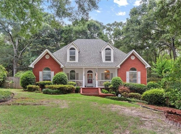 8050 St Jude Circle, Mobile, AL 36695