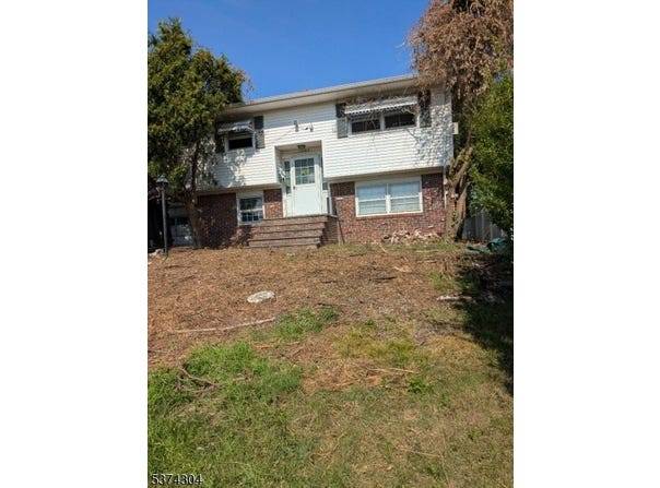 1393 Cornell Pl, Union Twp., NJ 07083-6230