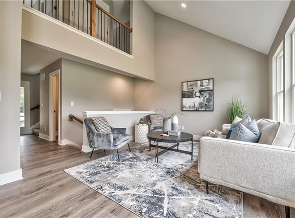 304 N Franklin Street, Spring Hill, KS 66083
