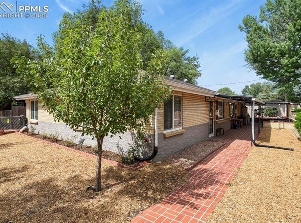 1506 N Cedar Street, Colorado Springs, CO 80903