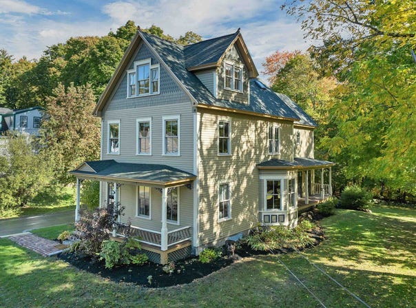 23 Dearborn Street, Milford, NH 03055