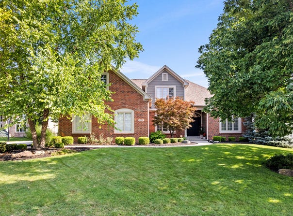 12535 Pebblepointe Pass, Carmel, IN 46033