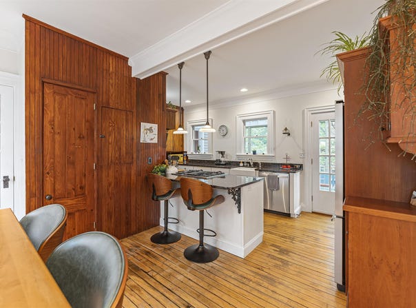 23 Mount Vernon Street, Somersworth, NH 03878