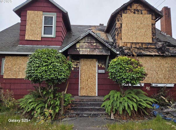 1410 MAPLE ST, Myrtle Point, OR 97458