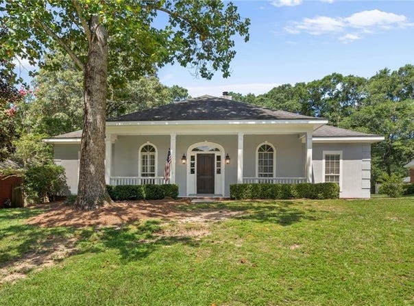 1640 Aden Road, Mobile, AL 36695