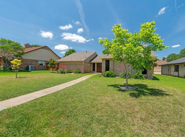 1507 Summertree Court, Richardson, TX 75082