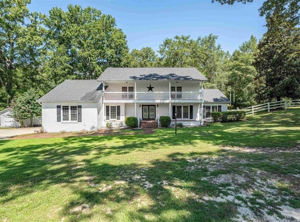 62 Dogwood Acres Trail, Saint Matthews, SC 29135