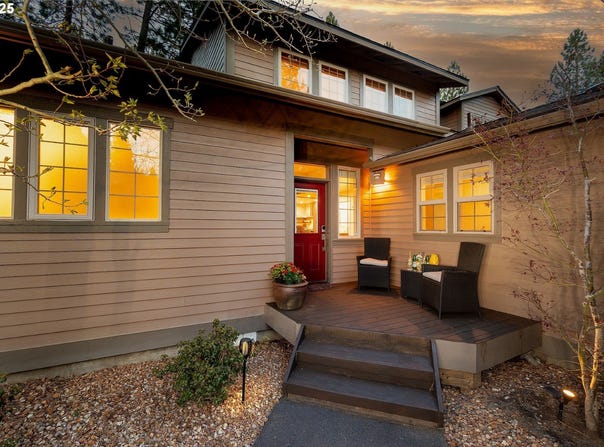60486 SEVENTH MOUNTAIN DR, Bend, OR 97702