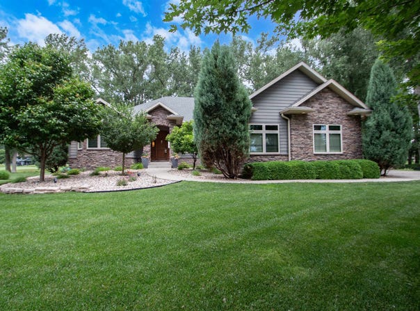 871 E Sawgrass Trail, Dakota Dunes, SD 57049