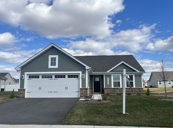 1237 Marigold Lane, Hampshire, IL 60140