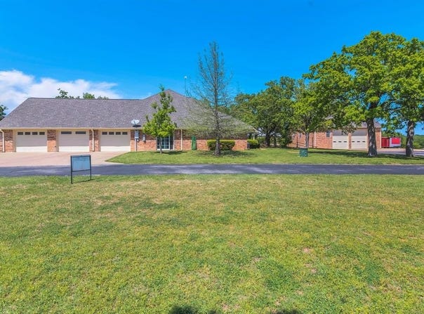 327 Saddle Club Road, Weatherford, TX 76088