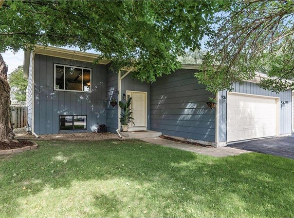 2888 Spring Lake Road SW, Prior Lake, MN 55372