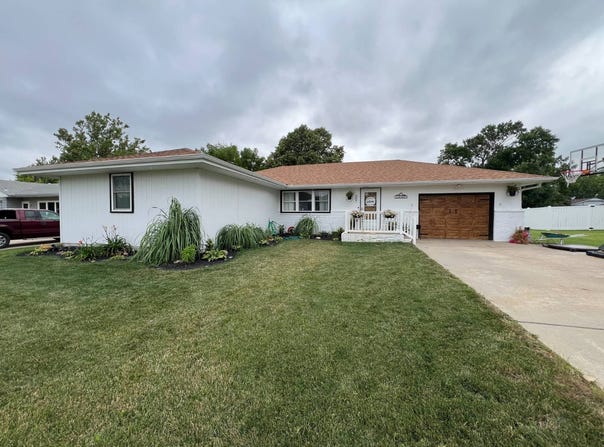 307 N Logan Ave, Beloit, KS 67420