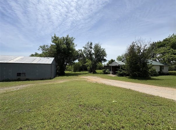340903 E HWY 62, Meeker, OK 74855