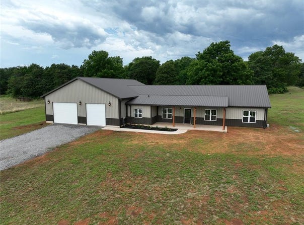 17008 County Street 2750, Minco, OK 73059